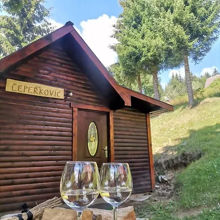 Chaletu Vikendica Ceperkovic #2 *